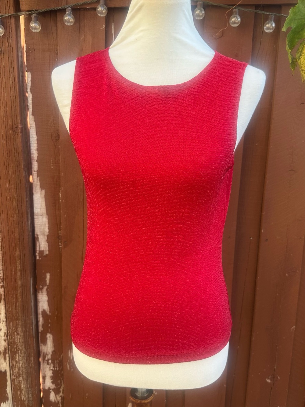 Vintage Sleeveless Red Knit Shell Top